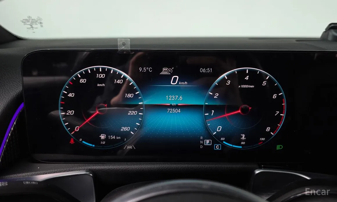 Фото 8 - Mercedes-Benz GLB-Class