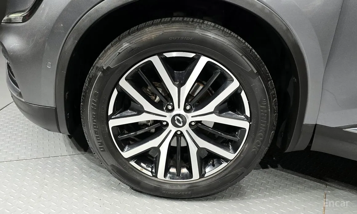 Фото 5 - Renault QM6