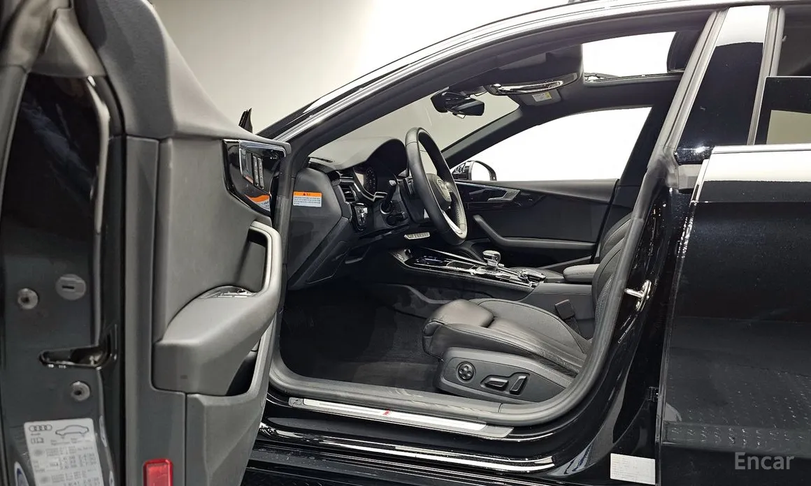 Фото 10 - Audi A5