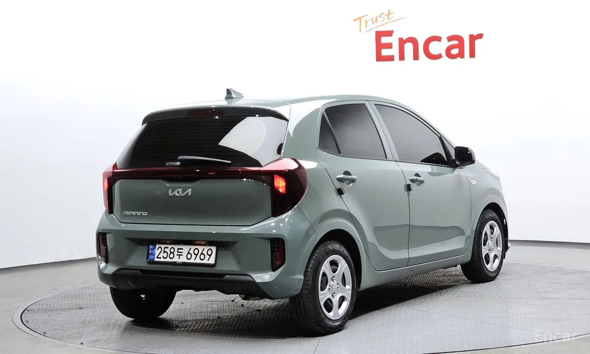 Фото 2 - Kia Morning
