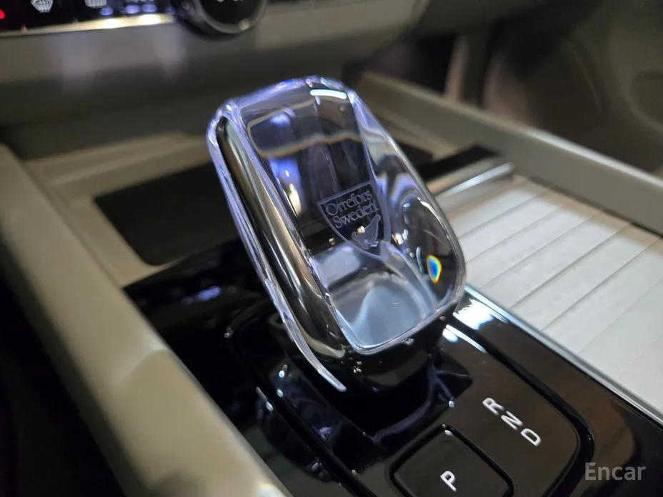 Фото 10 - Volvo XC60