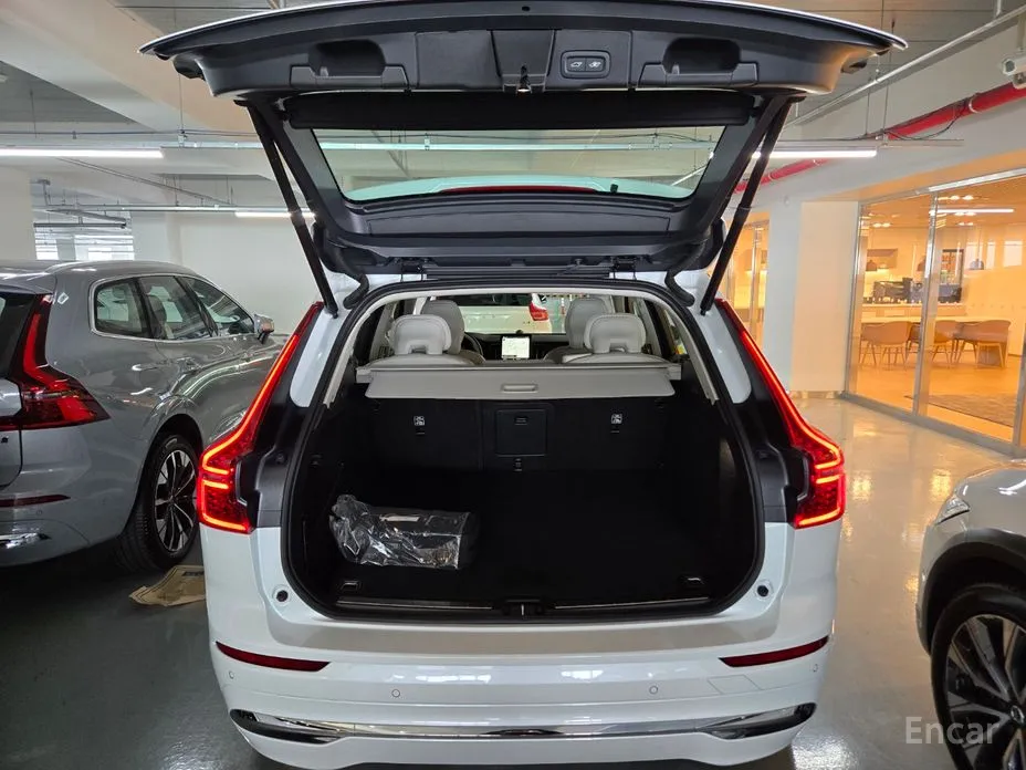 Фото 16 - Volvo XC60