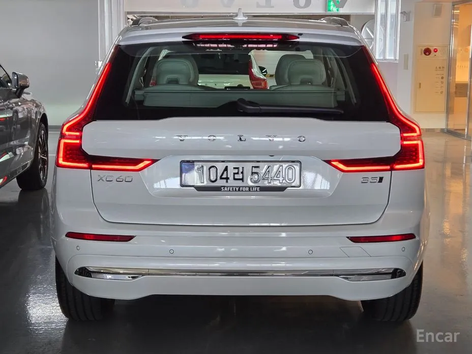 Фото 4 - Volvo XC60