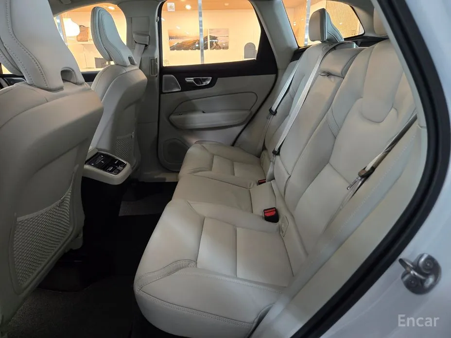 Фото 9 - Volvo XC60