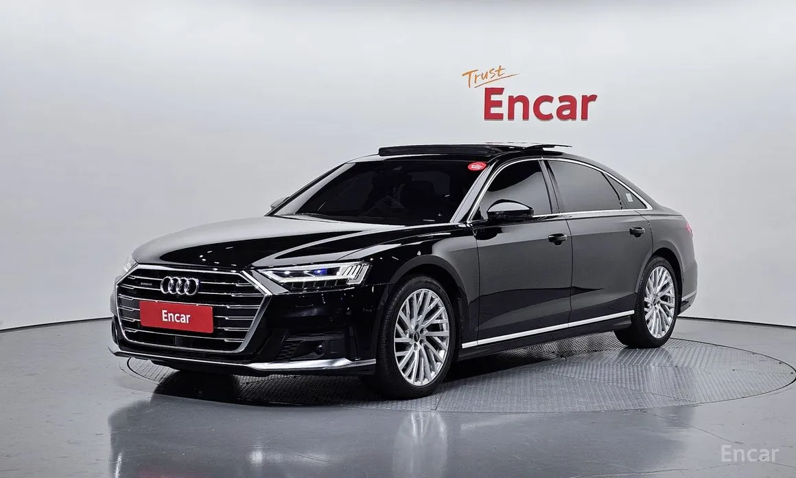 Фото 1 - Audi A8