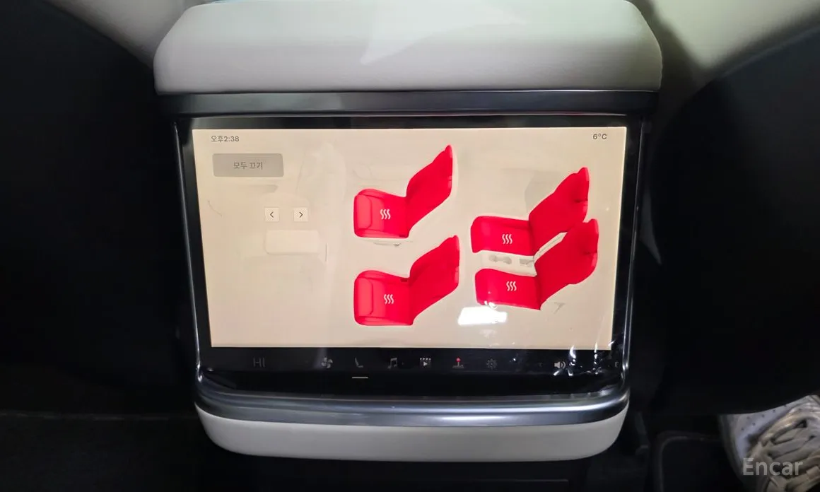 Фото 19 - Tesla Model X