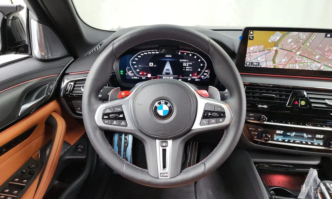 Фото 13 - BMW M5