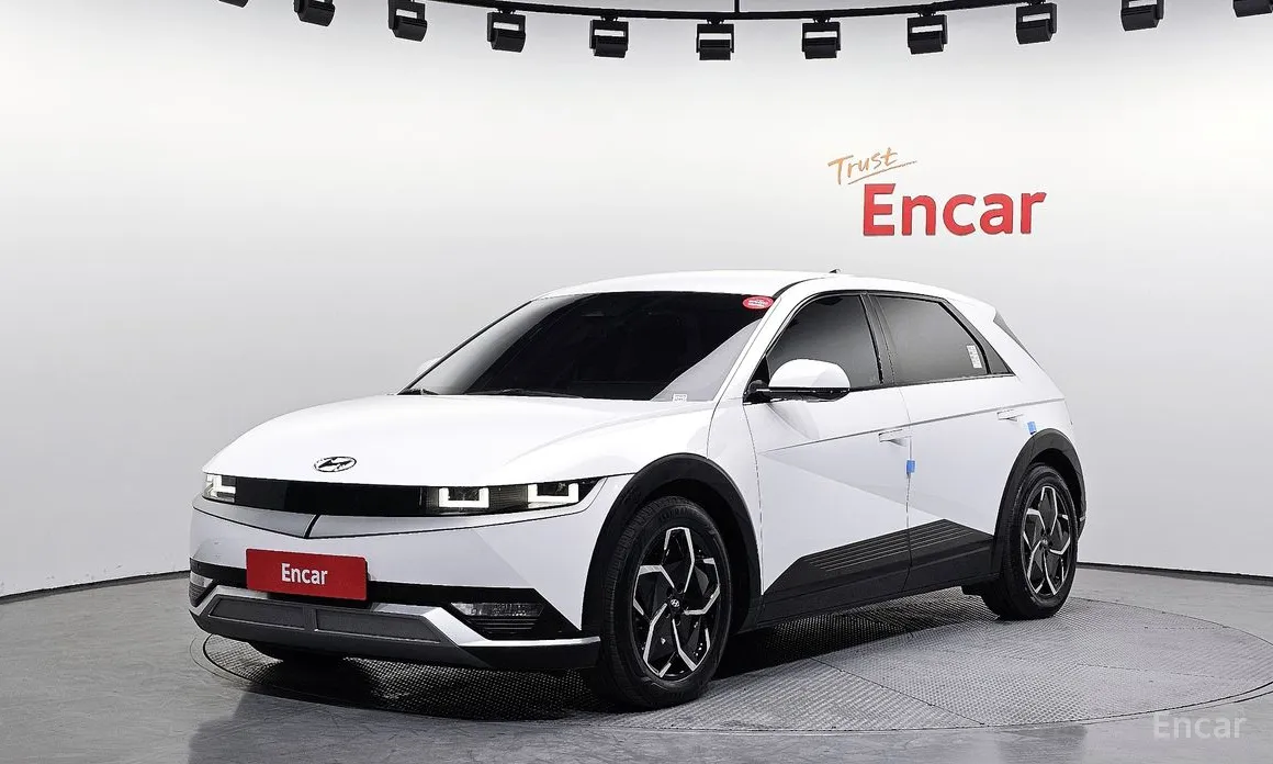 Фото 1 - Hyundai Ioniq 5