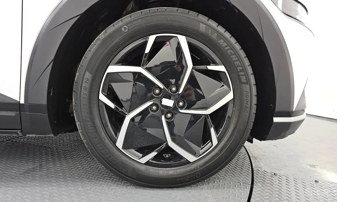 Фото 5 - Hyundai Ioniq 5