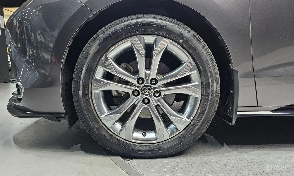 Фото 5 - Toyota Sienna