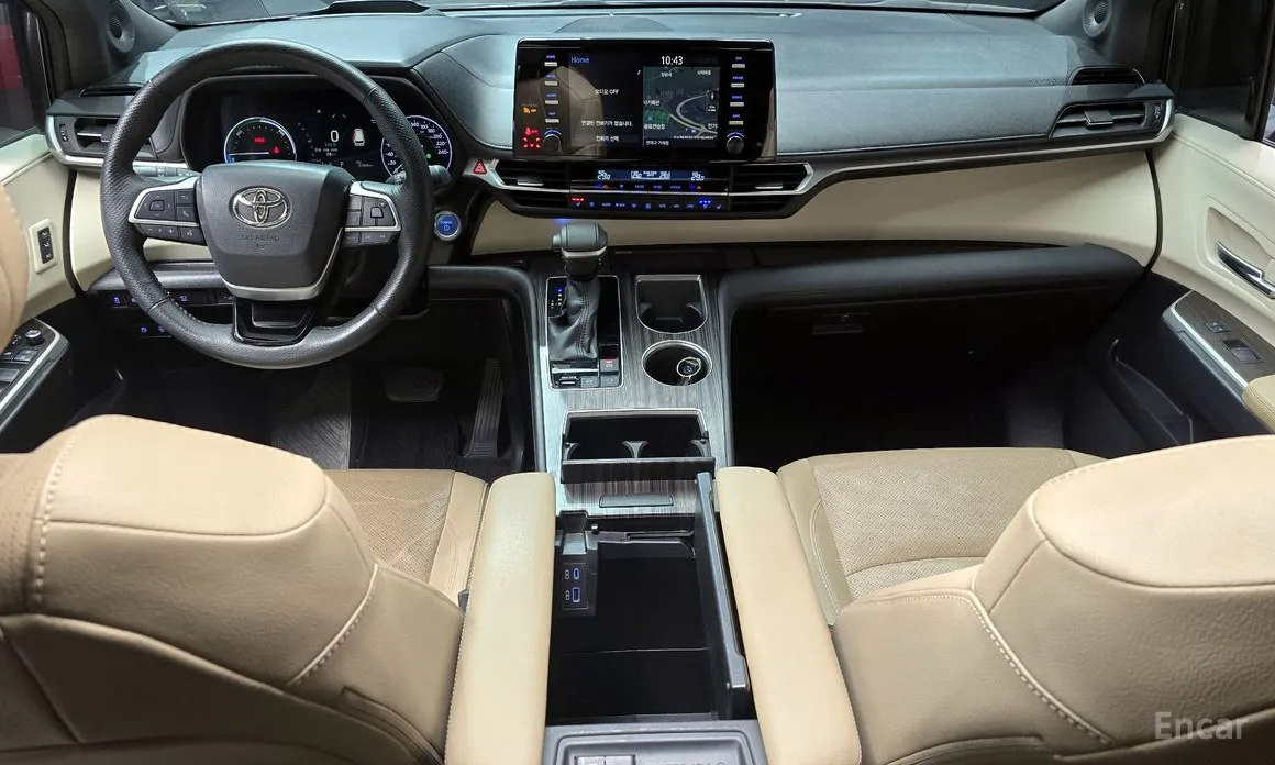 Фото 7 - Toyota Sienna