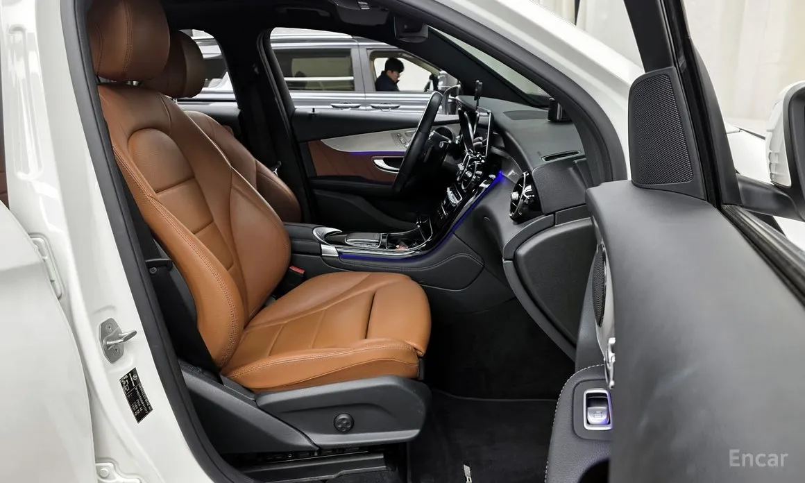 Фото 11 - Mercedes-Benz GLC-Class