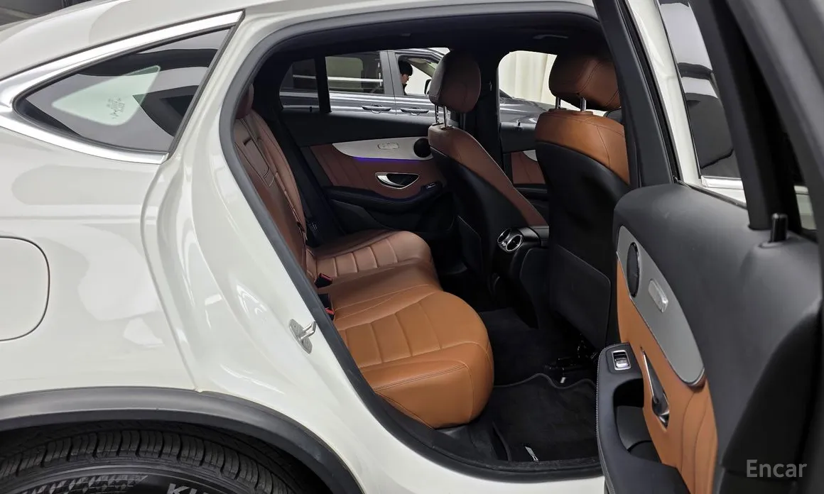 Фото 12 - Mercedes-Benz GLC-Class