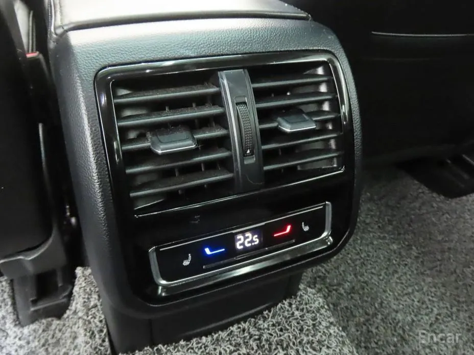 Фото 17 - Volkswagen Passat