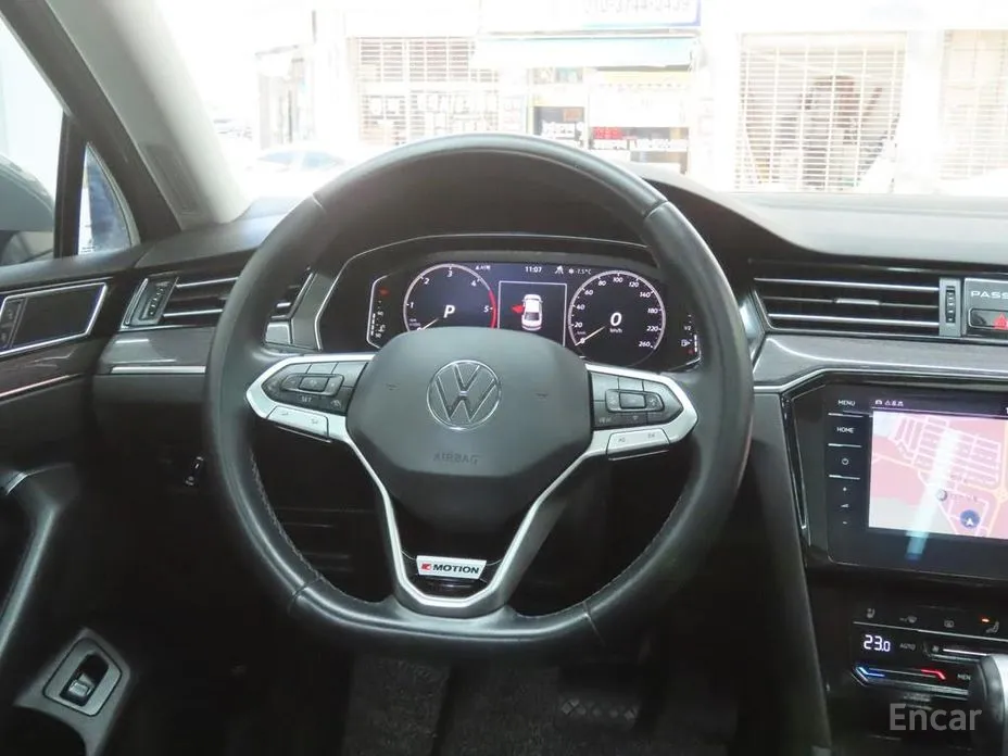 Фото 18 - Volkswagen Passat