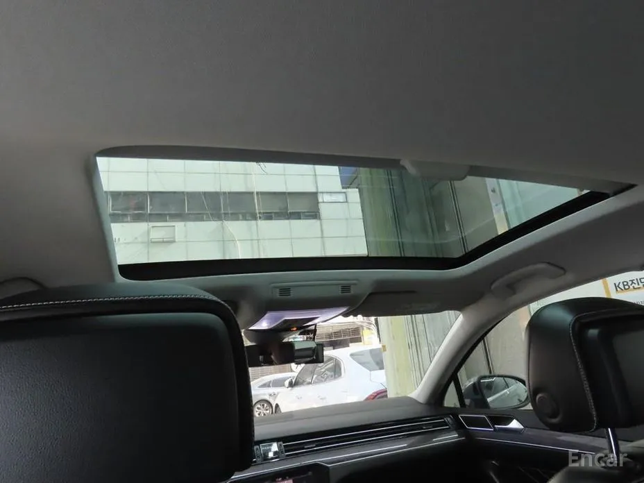 Фото 19 - Volkswagen Passat