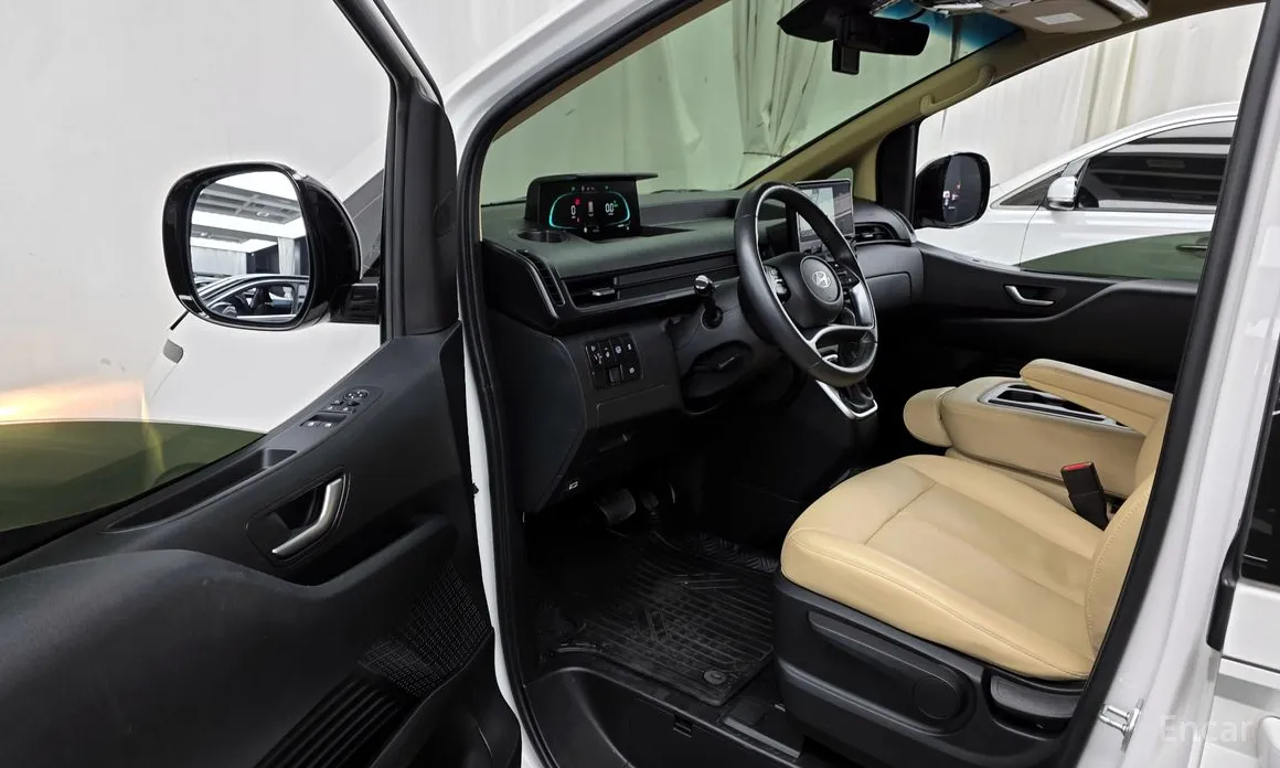 Фото 10 - Hyundai Staria