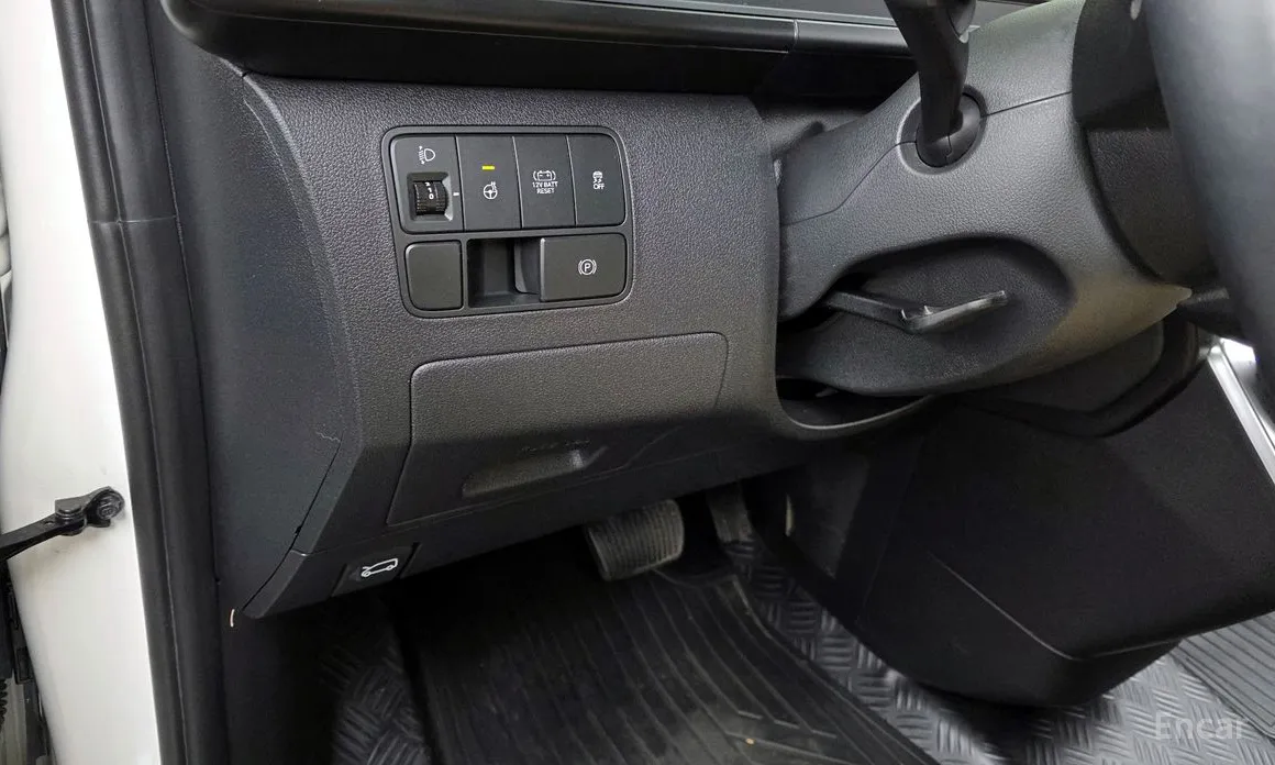 Фото 18 - Hyundai Staria