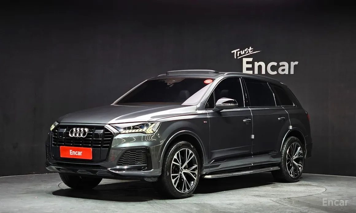 Фото 1 - Audi Q7