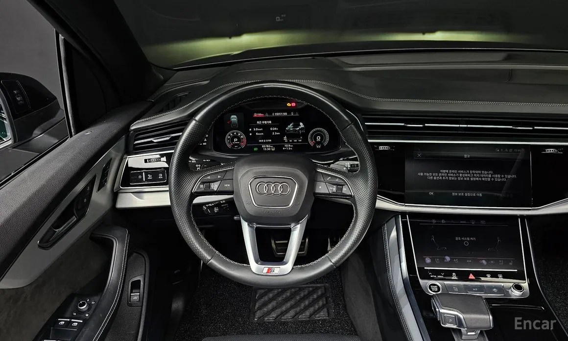 Фото 13 - Audi Q7