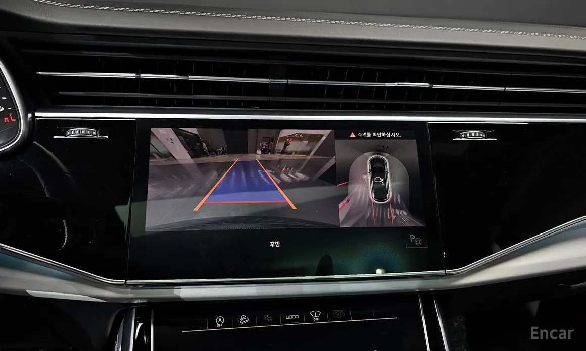 Фото 15 - Audi Q7