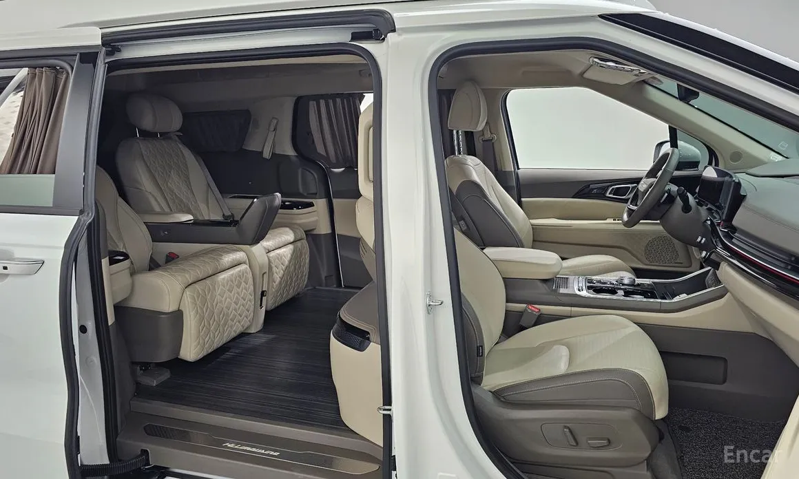 Фото 11 - Kia Carnival