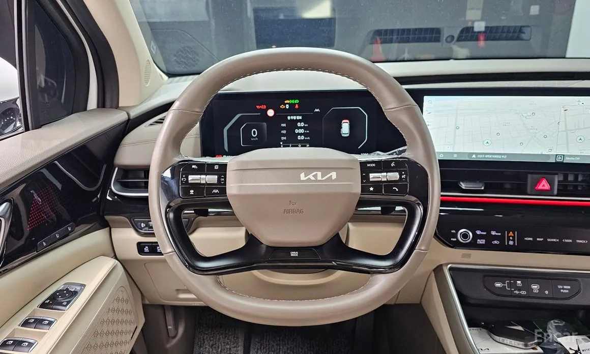 Фото 13 - Kia Carnival