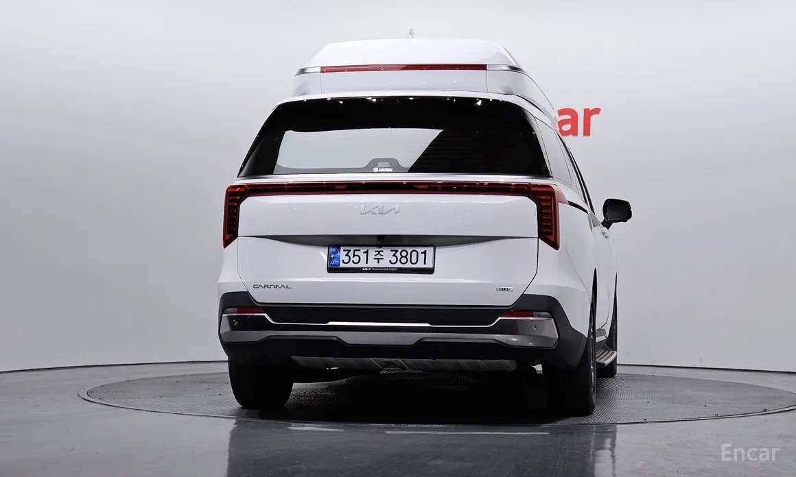 Фото 4 - Kia Carnival