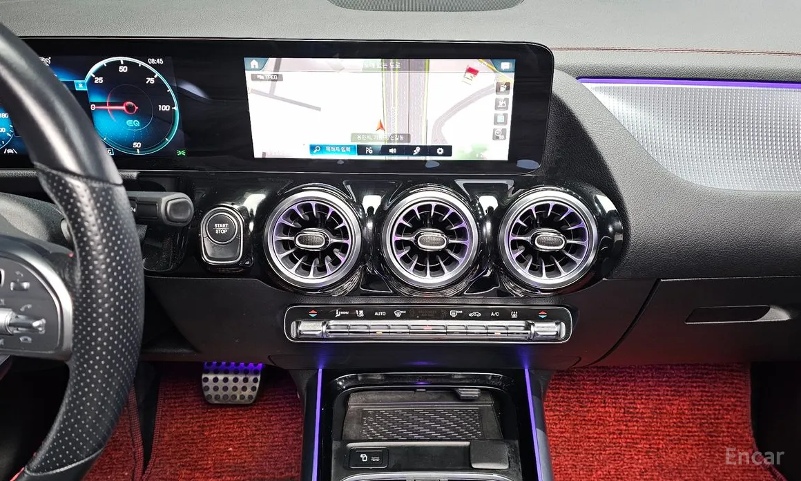 Фото 15 - Mercedes-Benz EQA