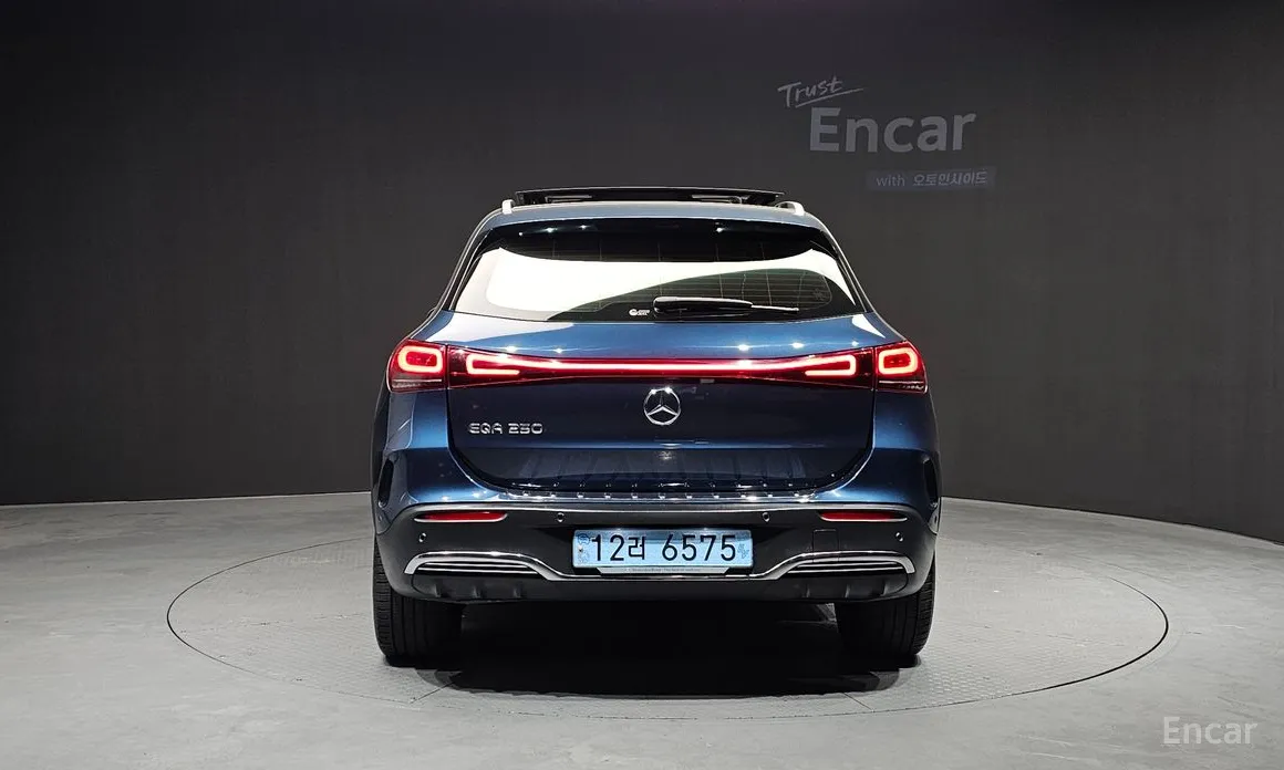 Фото 4 - Mercedes-Benz EQA