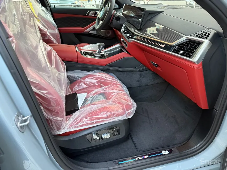 Фото 15 - BMW X6 M