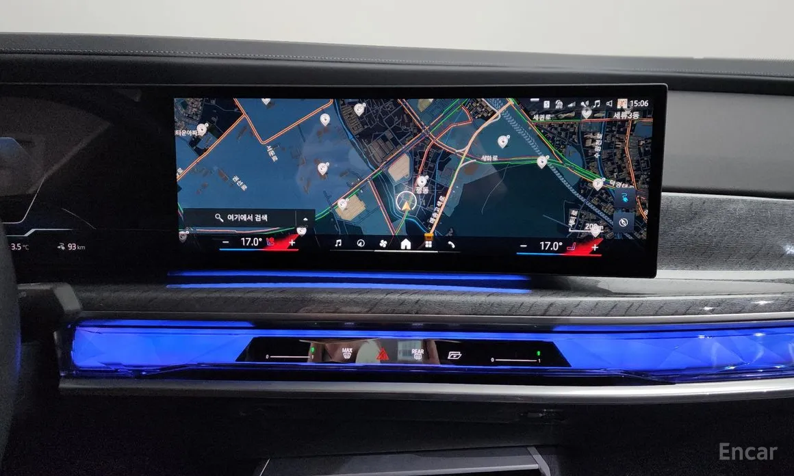 Фото 14 - BMW i7