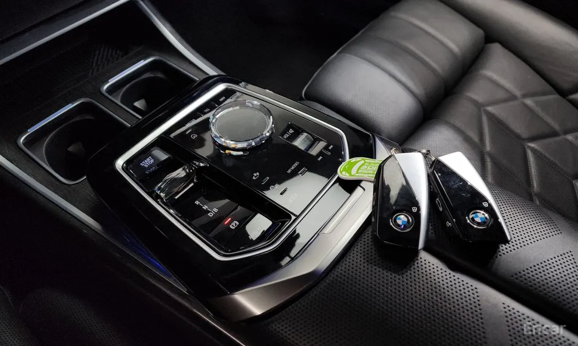Фото 9 - BMW i7