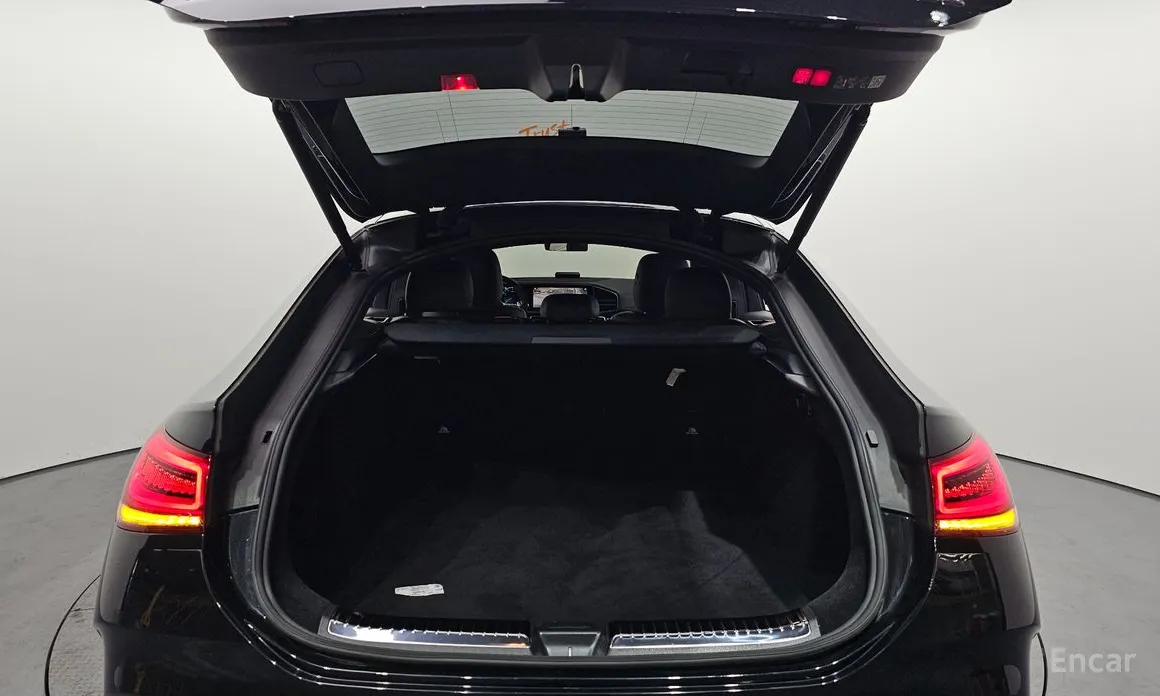 Фото 20 - Mercedes-Benz GLE-Class