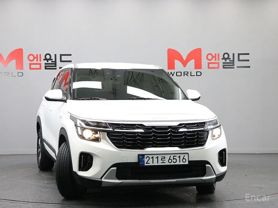 Фото 2 - Kia Seltos