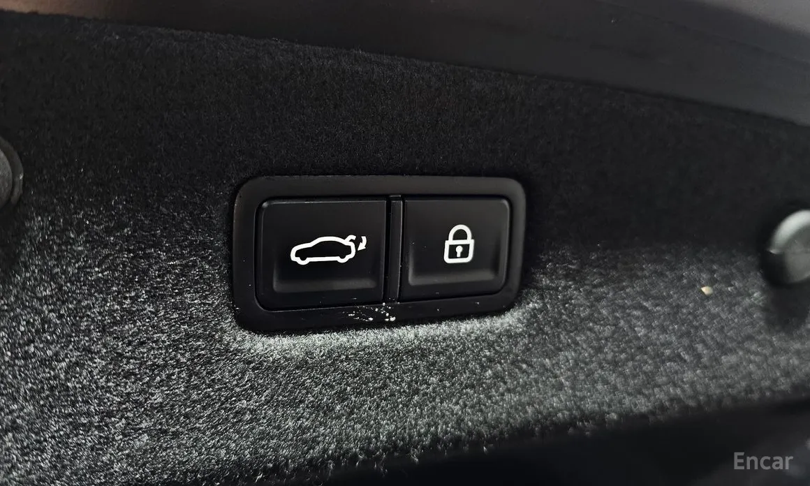 Фото 15 - Kia K8