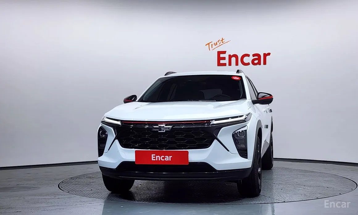 Photo 3 - Chevrolet Trax