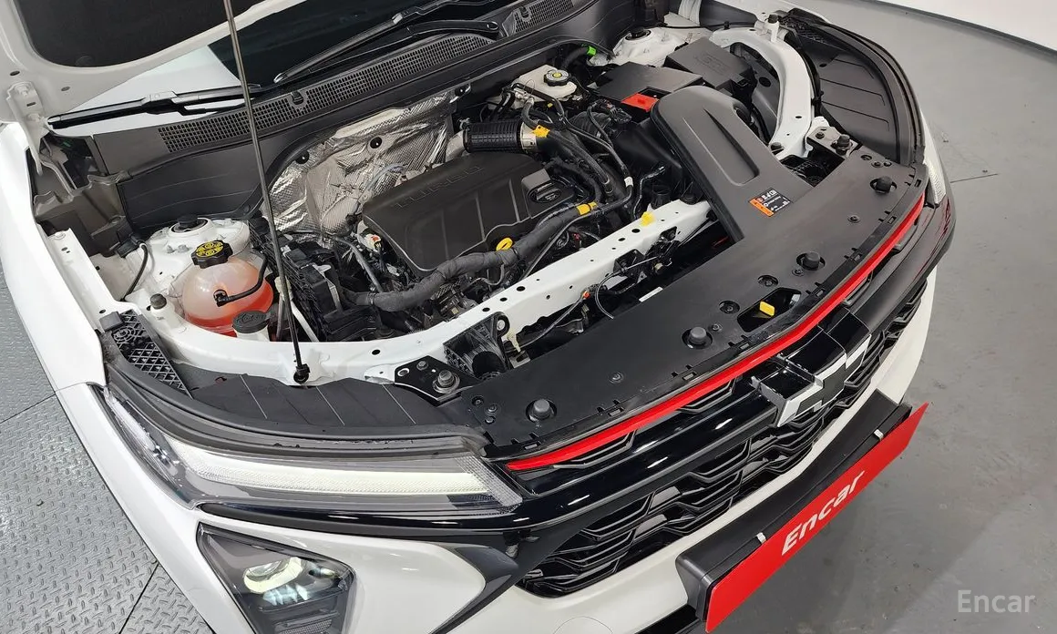 Photo 6 - Chevrolet Trax