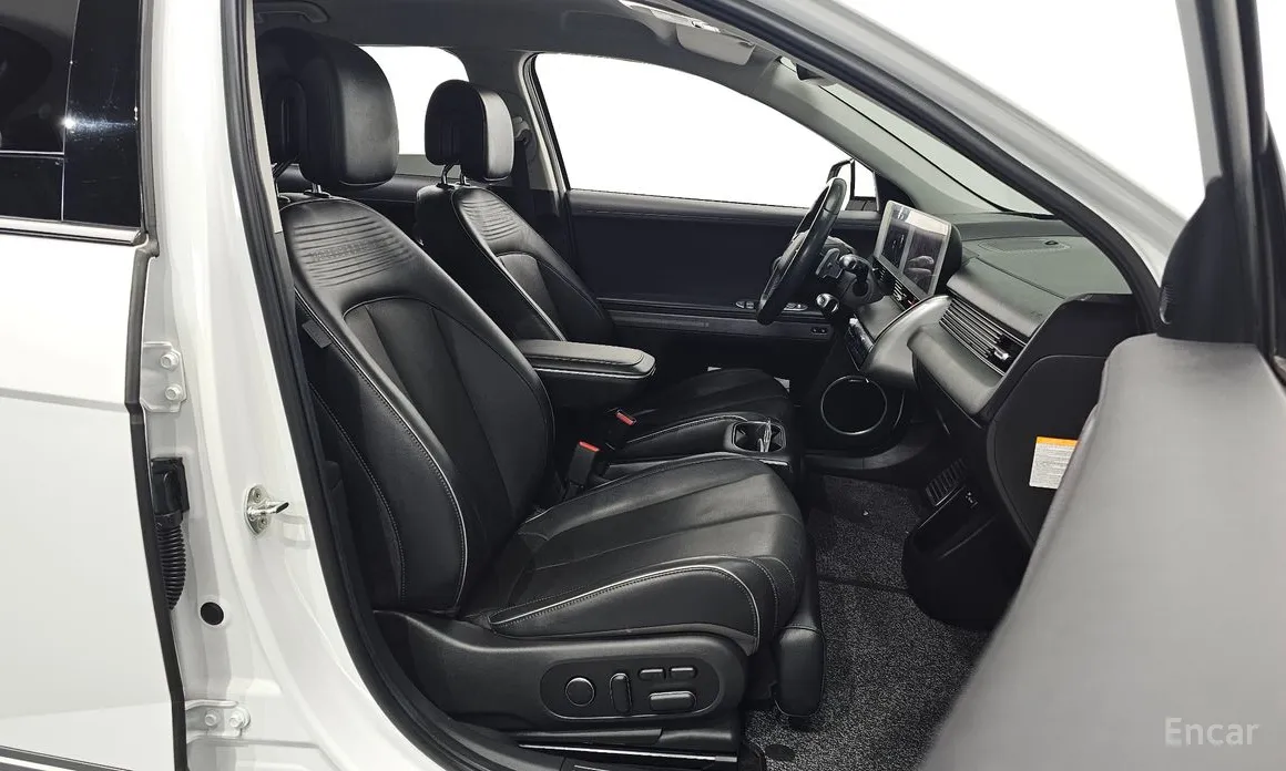 Photo 10 - Hyundai Ioniq 5