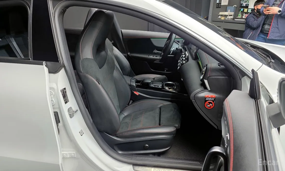 Фото 12 - Mercedes-Benz CLA-Class