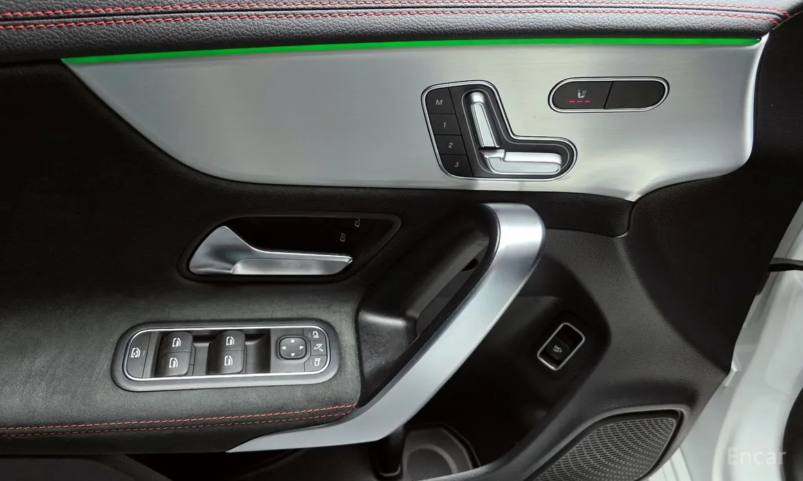 Фото 14 - Mercedes-Benz CLA-Class