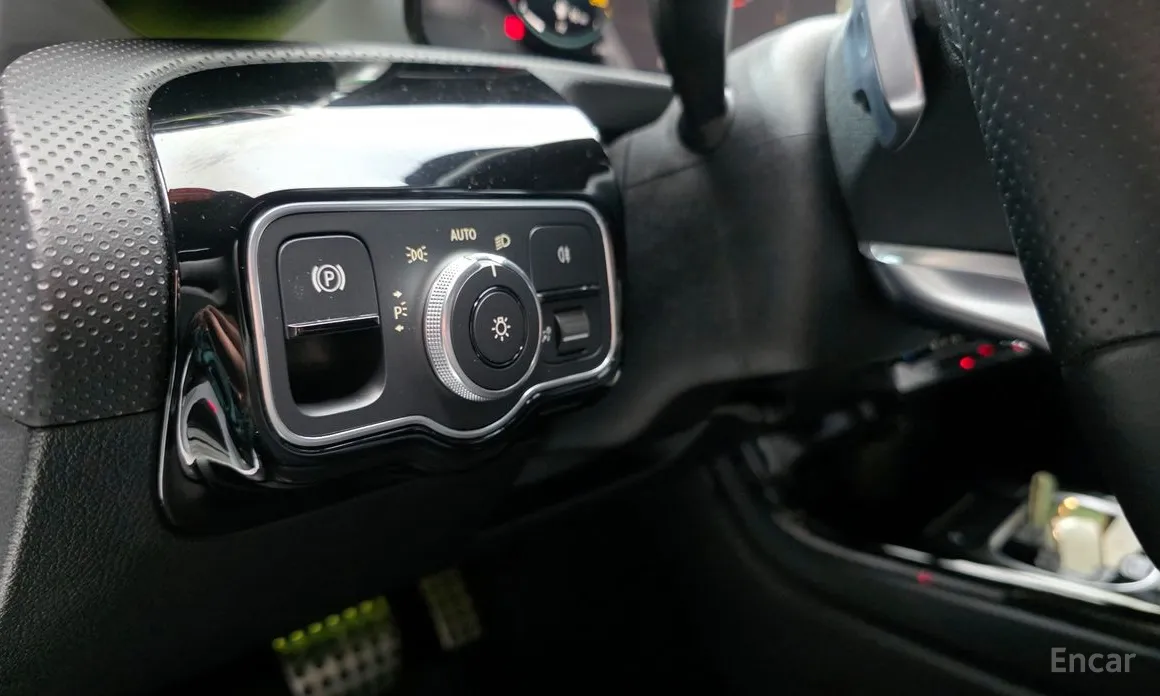 Фото 15 - Mercedes-Benz CLA-Class