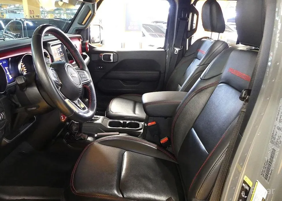 Фото 10 - Jeep Gladiator