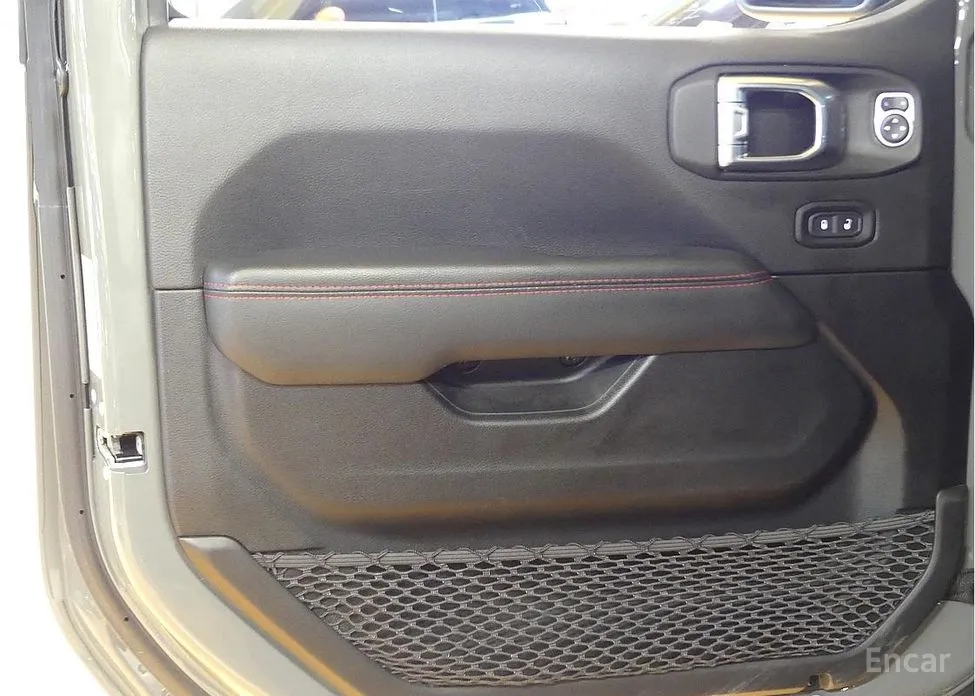 Фото 11 - Jeep Gladiator