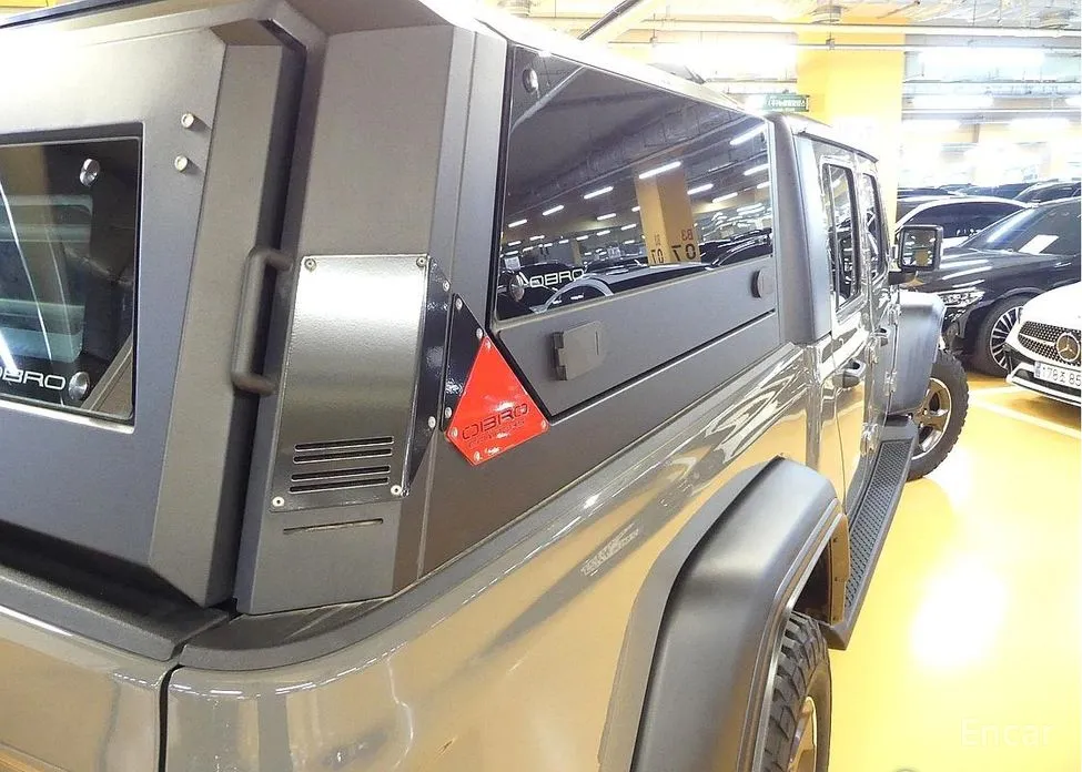 Фото 19 - Jeep Gladiator