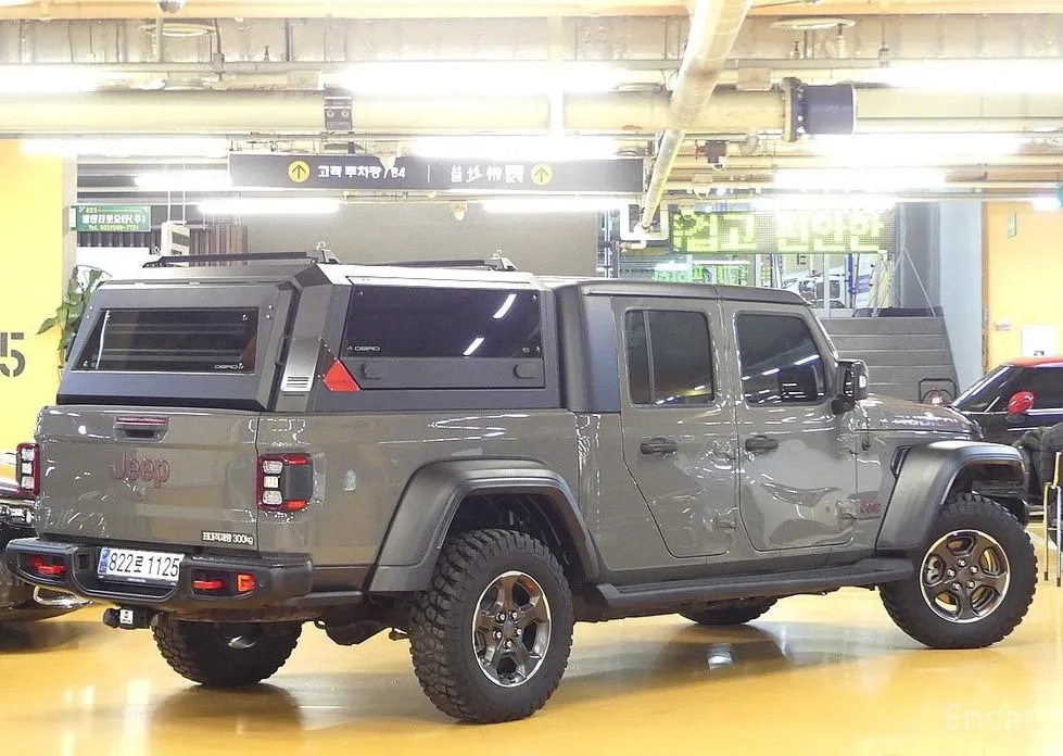 Фото 2 - Jeep Gladiator