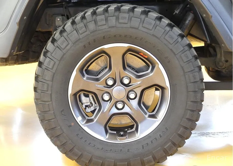 Фото 5 - Jeep Gladiator