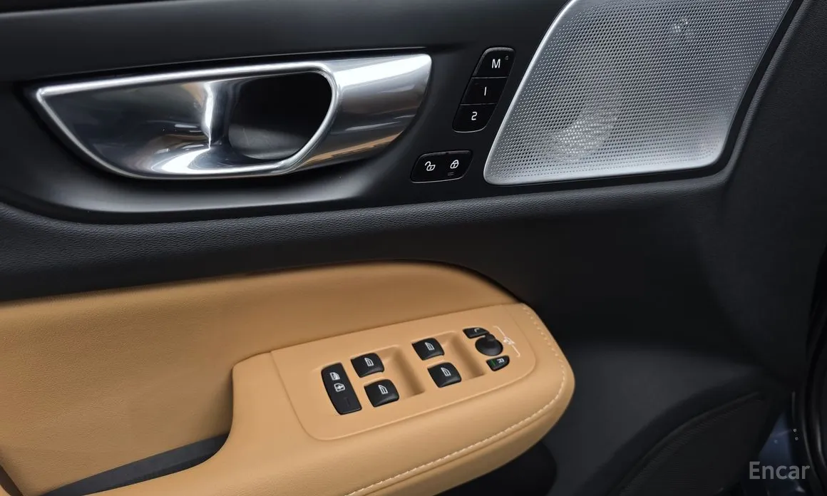 Фото 18 - Volvo V60