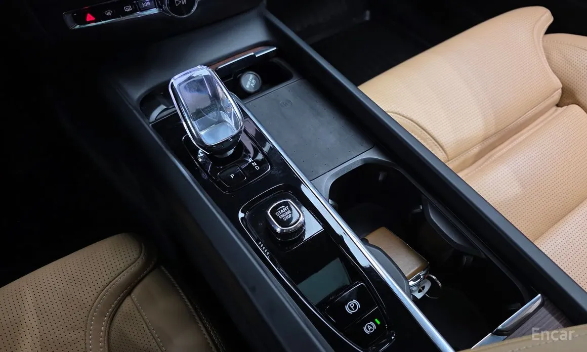 Фото 9 - Volvo V60