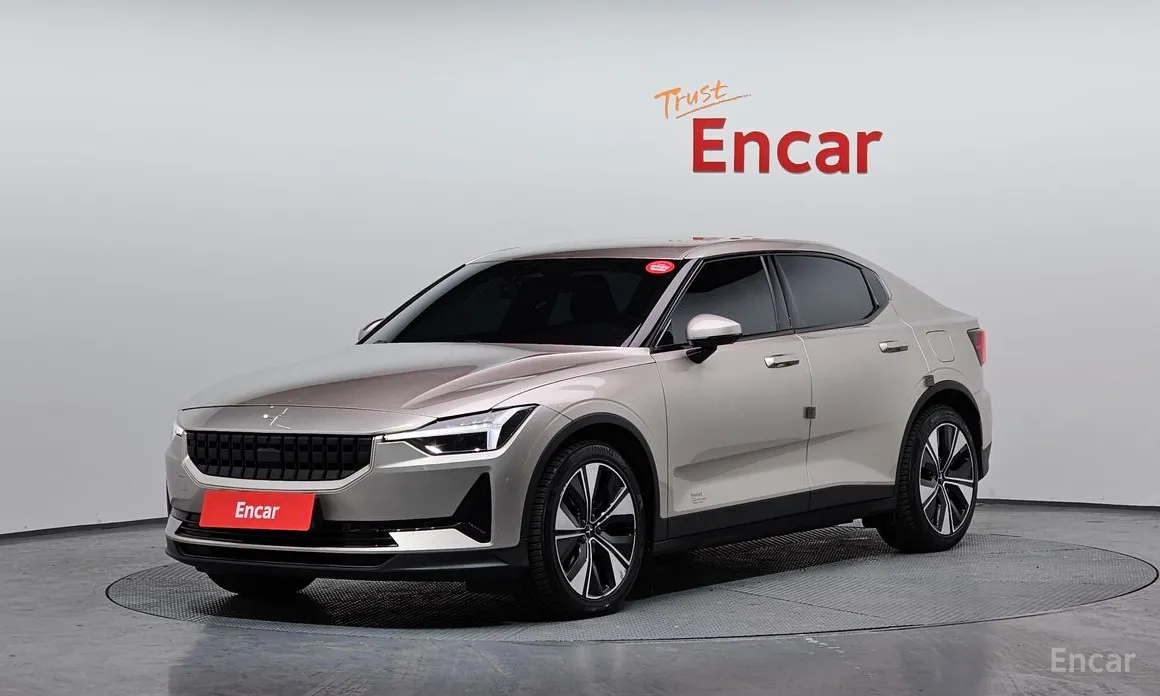 Фото 1 - Polestar 2